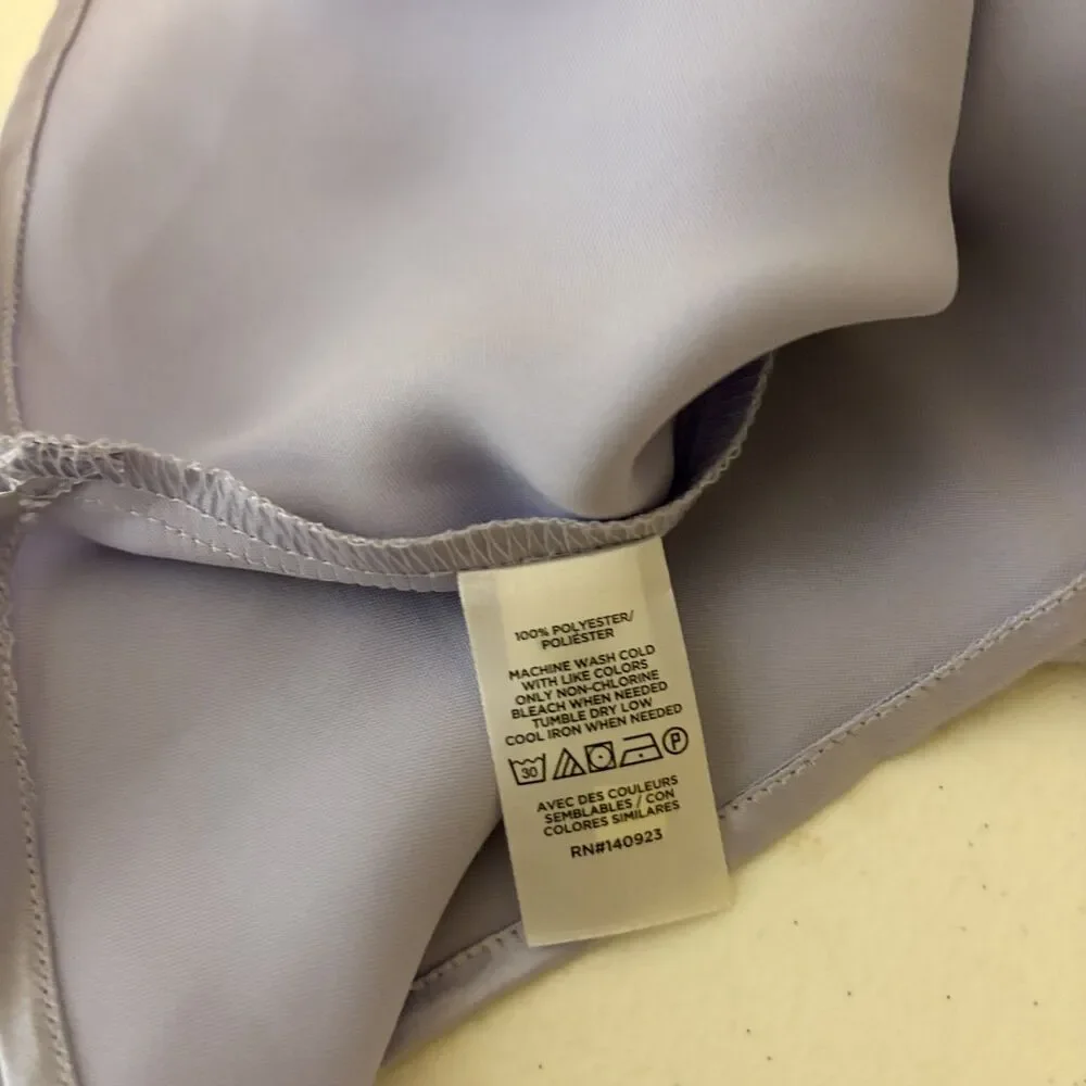 LOFT Tank Top Women's Large Purple Satin V-Neck Sleeveless Solid Basic Shirt NWT - Picture 9 of 10